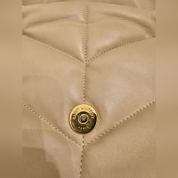 SOLD- MEDIUM Loulou Puffer Lambskin Nappa Leather Quilted Chevron YSL - Picture 16 of 16